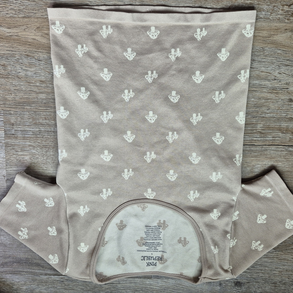 Pink Republic Tan and Cream Crop Top